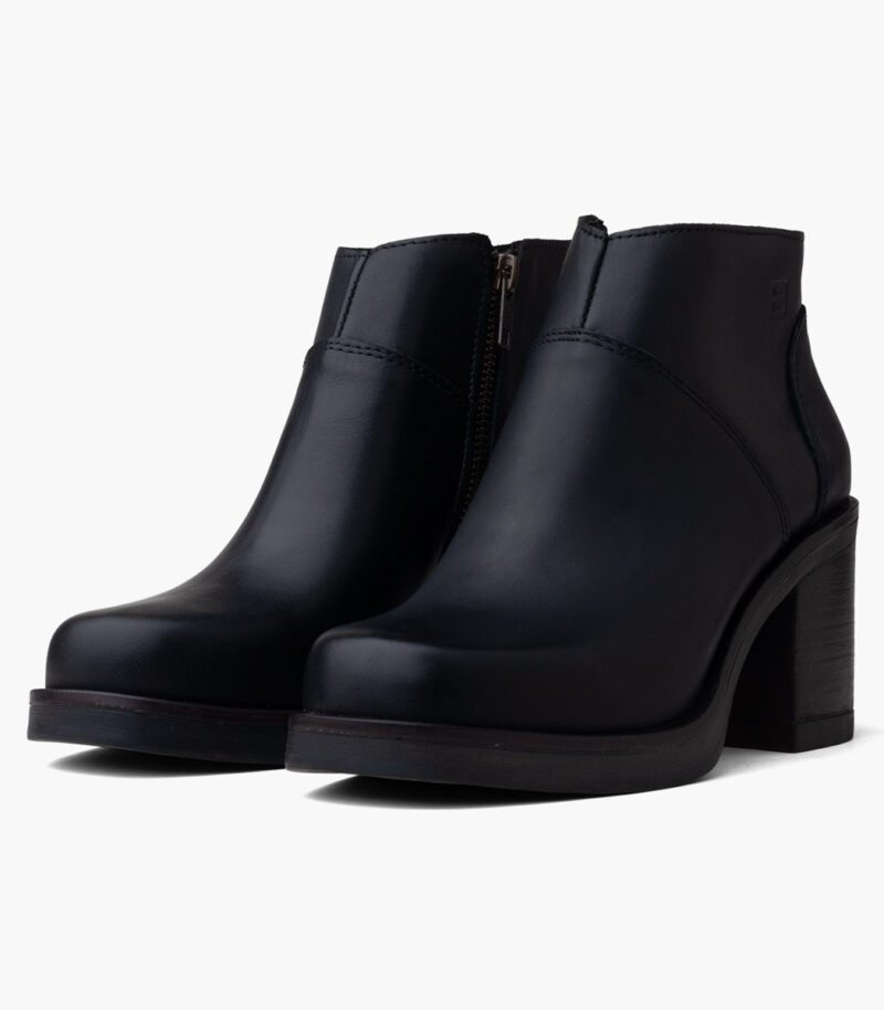 boating-bota-mujer-cuero-emma-BZM25040132-02